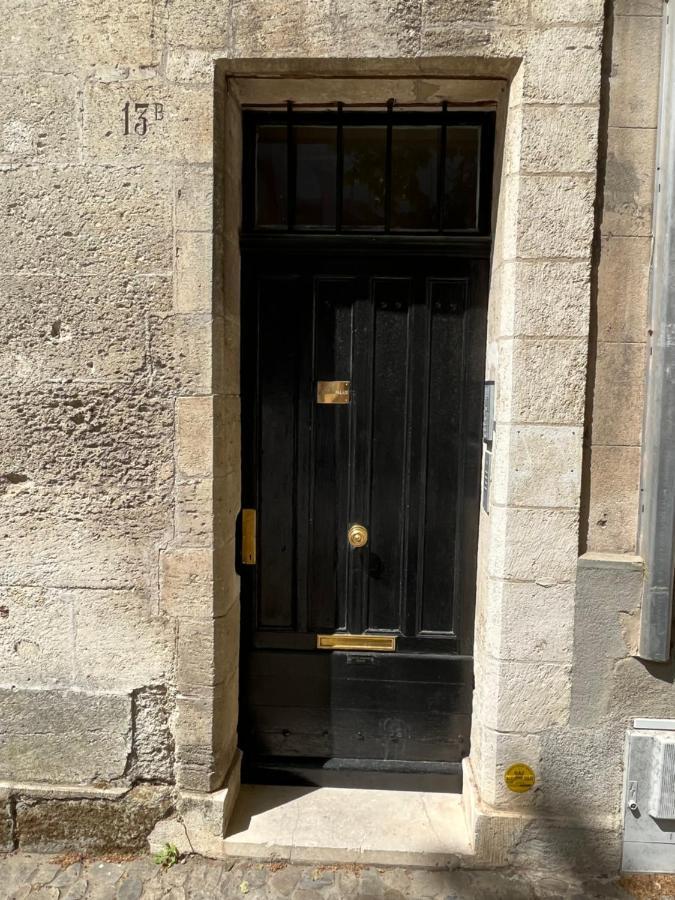 Face Au Palais Panzió Avignon Kültér fotó